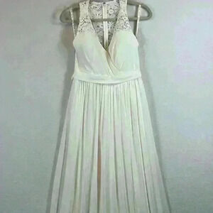 db Studio Formal / Wedding Dress Women’s Size 6 Cream Lace Chiffon
